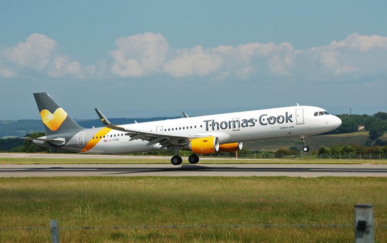 Dünyanın ən böyük səyahət şirkətlərindən olan Thomas Cook Group iflas edib