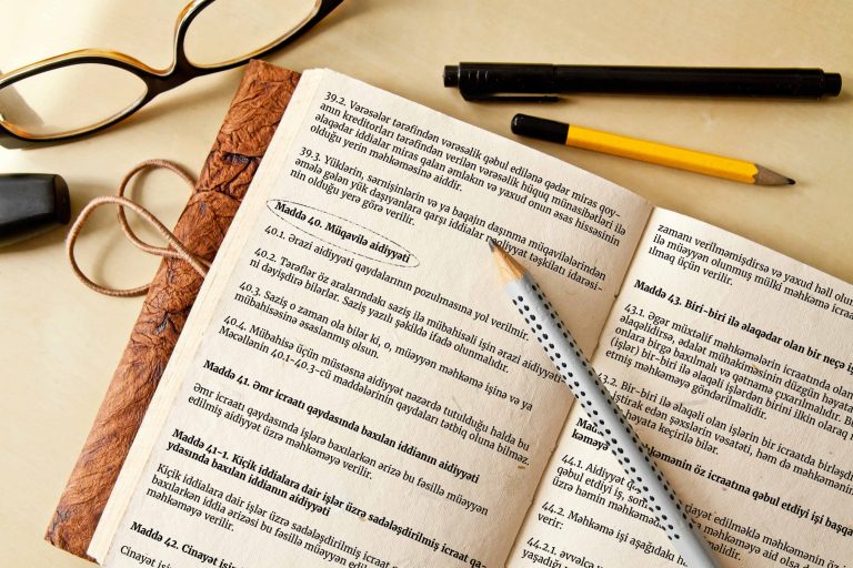 Ali Məhkəmə tərəflərin müqavilə ilə məhkəmə seçməsi barədə